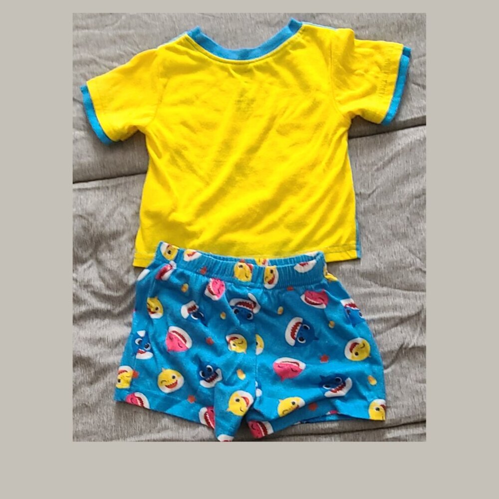 Baby Shark PJ's - Picture 2 of 4